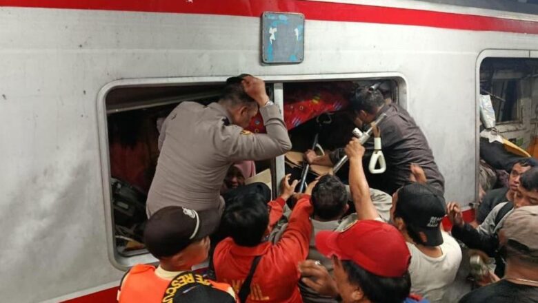 Kecelakaan Kereta di Stasiun Bekasi Timur: KA Argo Bromo Anggrek