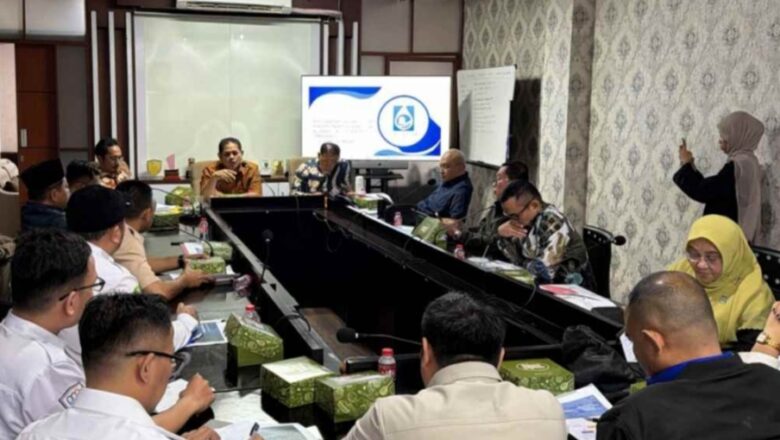 Tingkatkan PAD Kota Bekasi, Komisi III DPRD Adakan Rapat