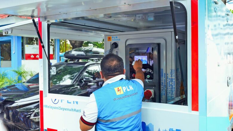 PLN Kenalkan Inovasi SPKLU Mobile Emergency untuk Pengguna EV