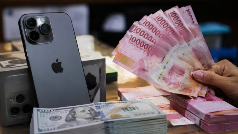 Dolar AS Tembus Rp18.000, Harga HP di Indonesia Terancam Makin Mahal