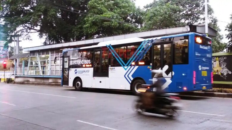 Tarif Transjakarta Akan Naik? Pemprov DKI Siapkan Skema Baru Berbasis Jarak