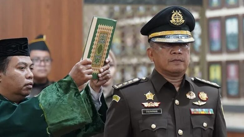 Kajati Sulsel Lantik Kolonel Chk. Zulkarnain sebagai Aspidmil