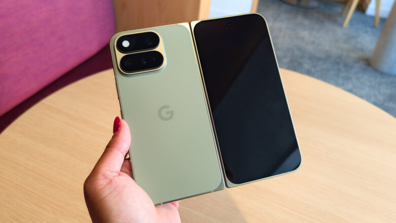 Google Pixel 11 Pro Fold Resmi Meluncur, HP Lipat Makin Tipis dengan Tensor G6