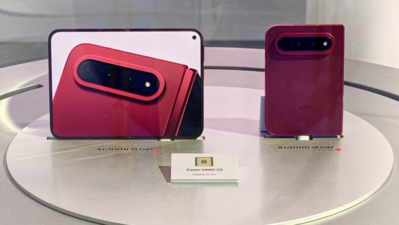 Xiaomi 18 Fold Resmi Rilis, HP Lipat Seukuran Paspor dan Dibekali Chip Xring O3